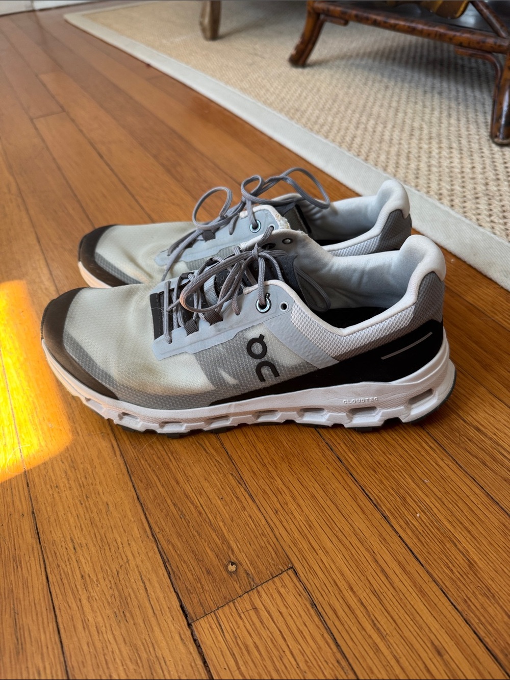 On Cloud Sneakers Womens CloudVista in Glacier | Women size 9 - Picture 6 of 7
